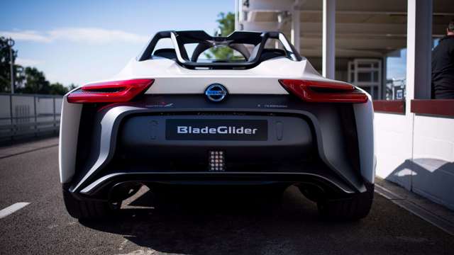 nisan_bladeglider_goodwood_fos_first_drive_06072017_02.jpg