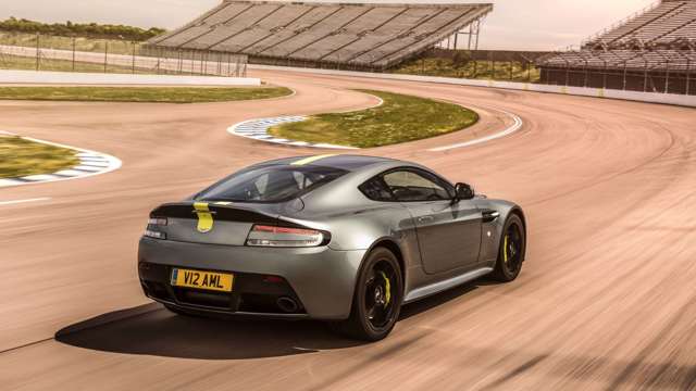 aston_martin_vantage_amr_goodwood_15062017_v12_02.jpg