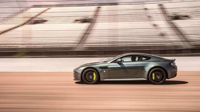 aston_martin_vantage_amr_goodwood_15062017_v12_05.jpg