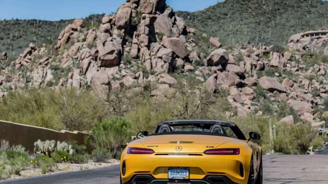 goodwood_mercedes_amg_gt_raodster_review_29032017_1_024.jpg