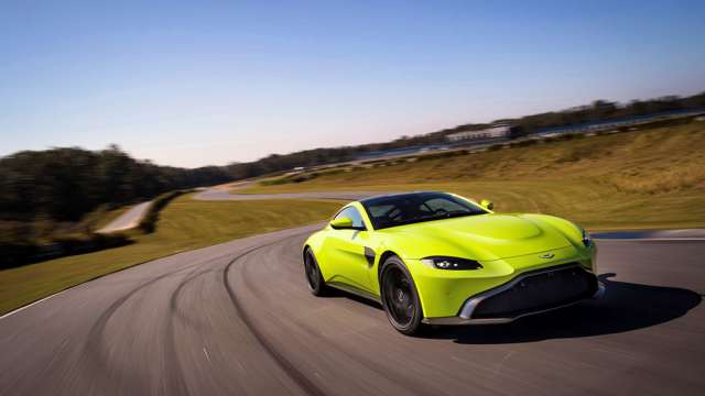 aston_martin_vantage_2018_goodwood_21112017_20111702.jpg