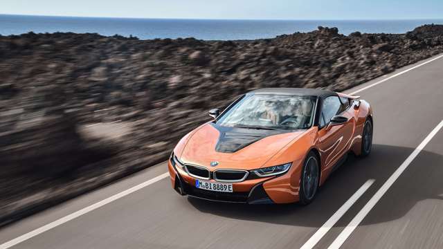 bmw_i8_roadster_la_auto_show_goodwood_29111705.jpg