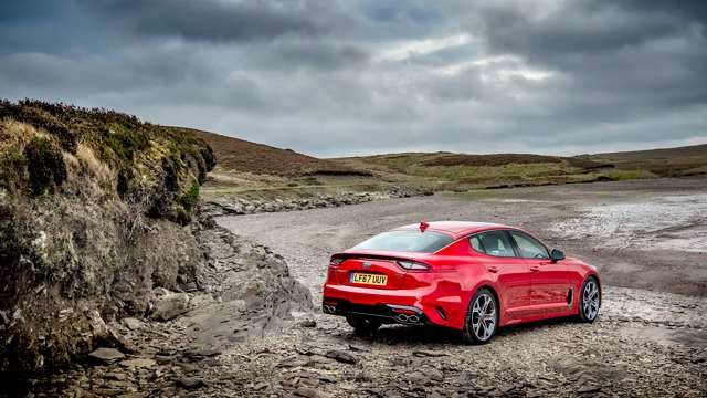 kia_stinger_first_drive_goodwood_30111702.jpg