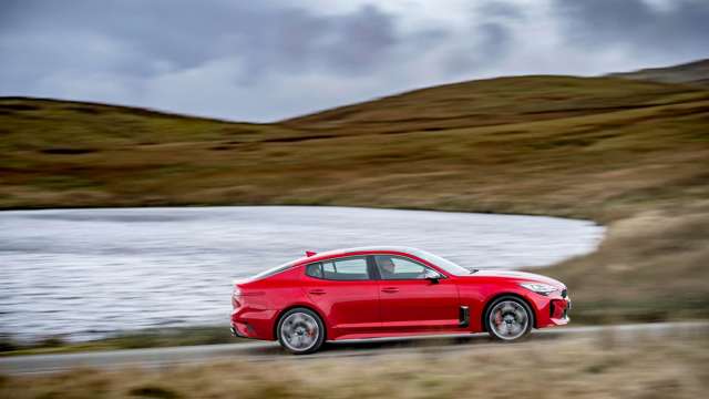 kia_stinger_first_drive_goodwood_30111705.jpg