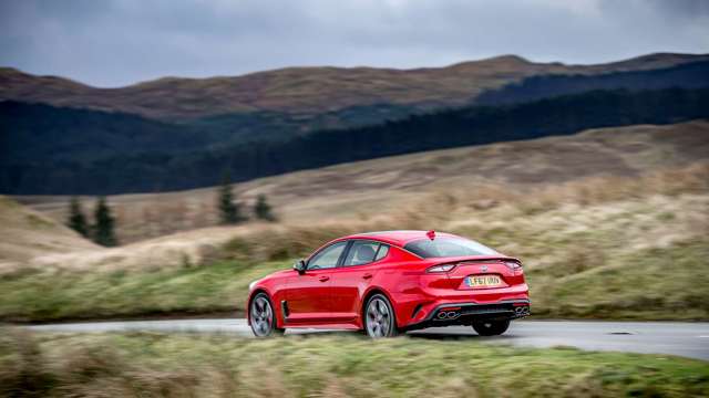 kia_stinger_first_drive_goodwood_30111706.jpg