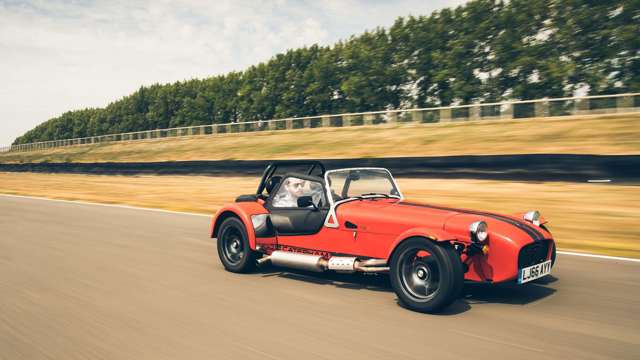 caterham_310_s_31071809.jpg