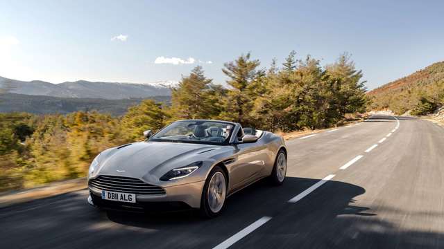 aston_martin_db11_volante_19021834.jpg