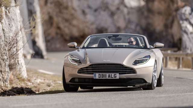 aston_martin_db11_volante_19021874.jpg