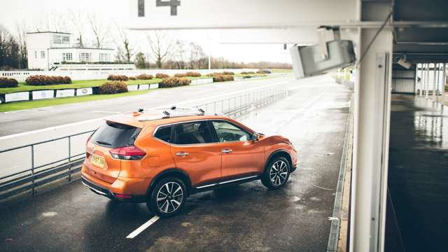 nissan_x_trail_goodwood_grr_garage_11011832.jpg