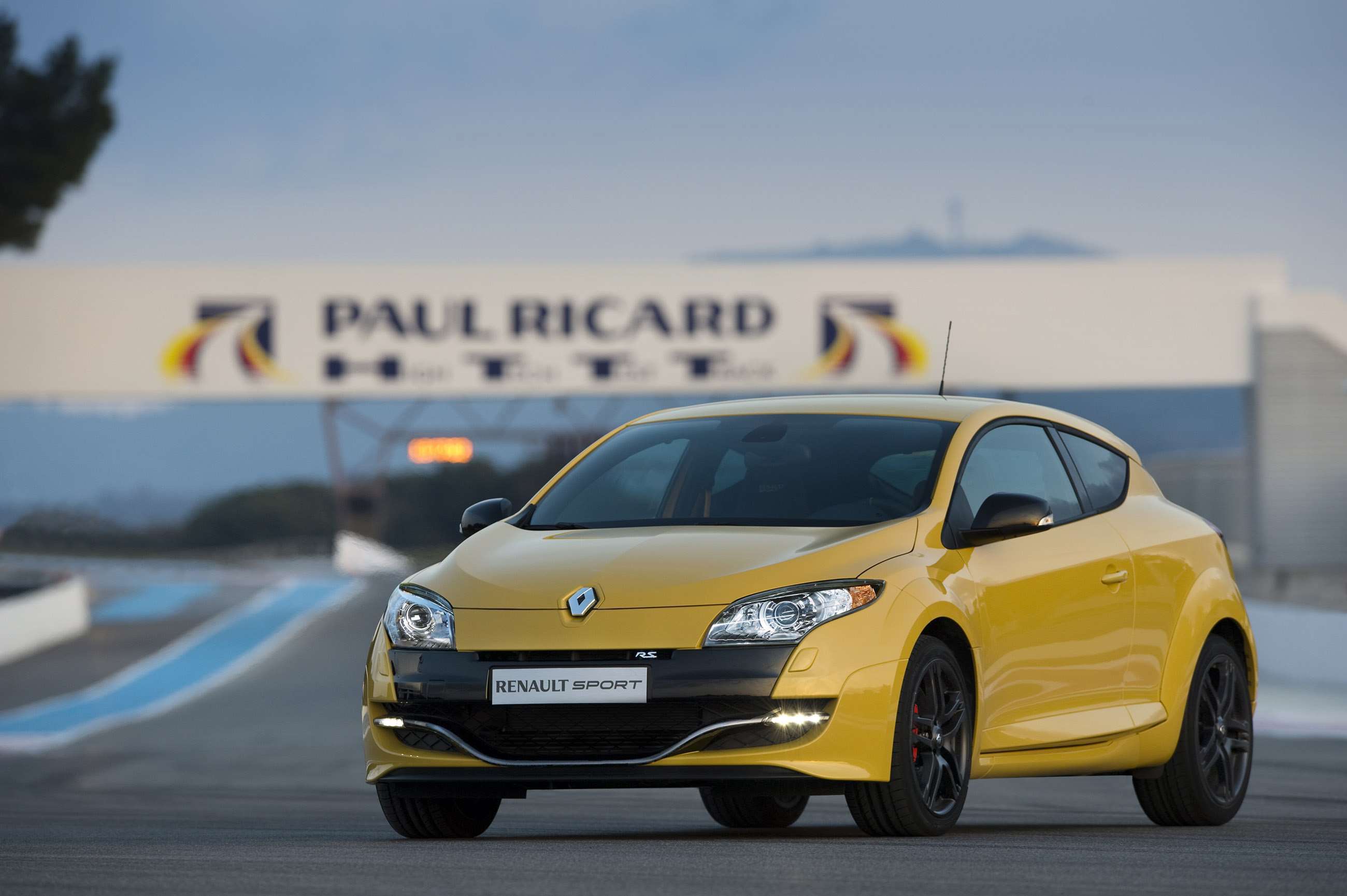 renault_sport_megane_31011802.jpg