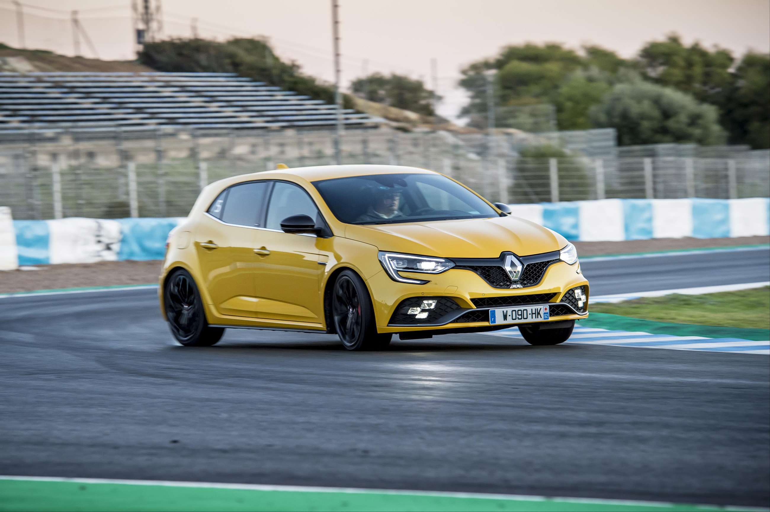 renault_megane_goodwood_review_31012018_31011813.jpg