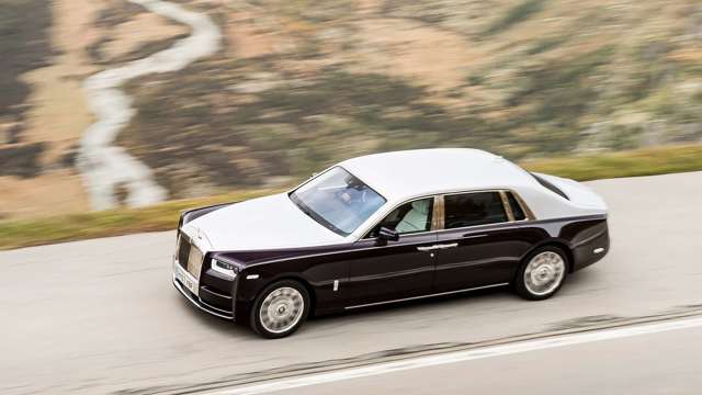 rolls_royce_phantom_goodwood_first_drive_23011804.jpg