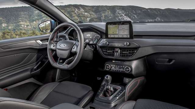 ford_focus_2018_mkiv_29061807.jpg