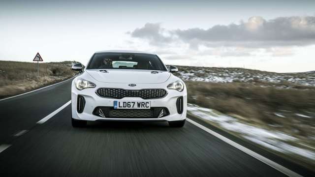 kia_stinger_2.0_gdi_goodwood_first_drive_01031803.jpg