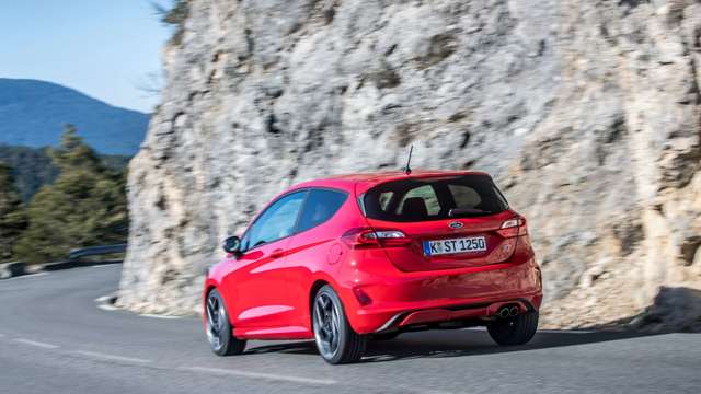 ford_fiesta_st_first_drive_goodwood_18052018_54.jpg