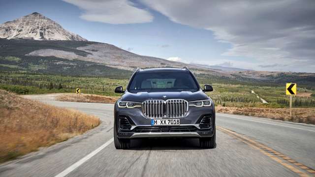 bmw_x7_18101818.jpg