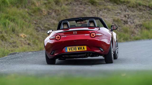 mazda_mx_5_27091802.jpg