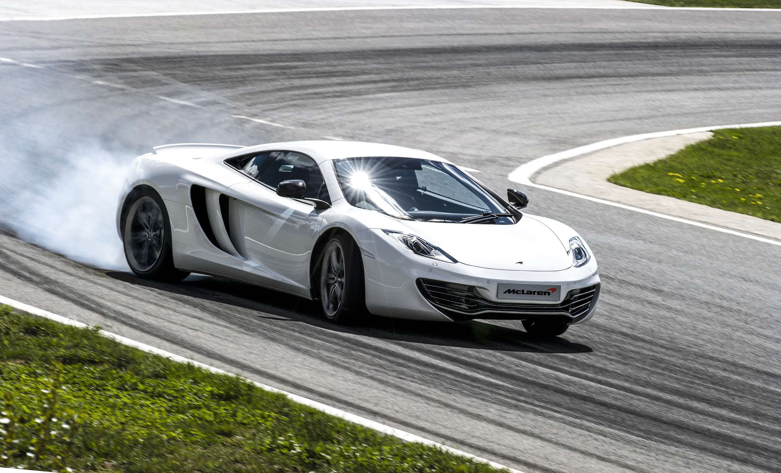 10-most-influential-cars-of-the-decade-3-mclaren-mp4-12c-goodwood-30122019.jpg