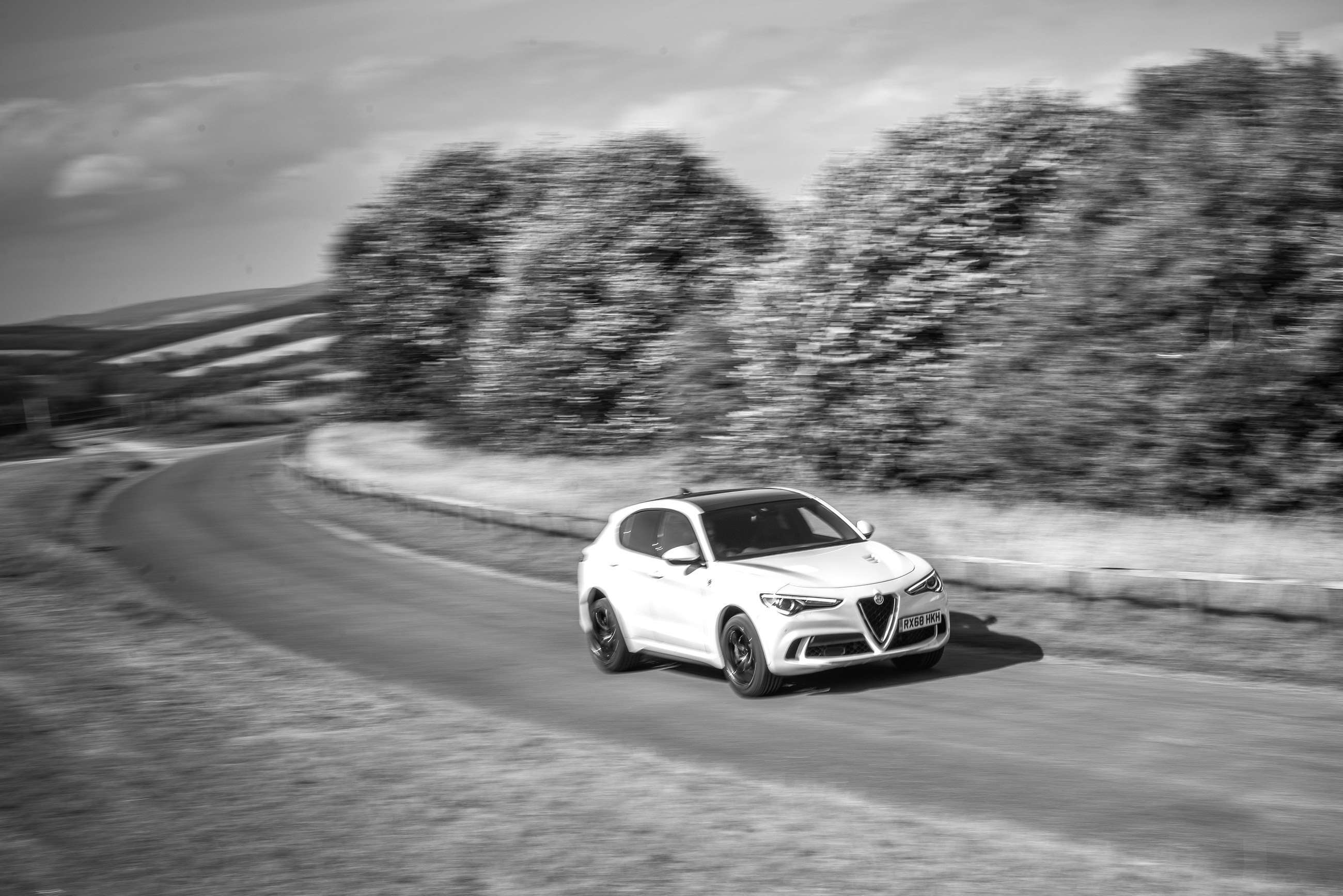alfa-romeo-stelvio-quadrifoglio-pete-summers-goodwood-02122019.jpg