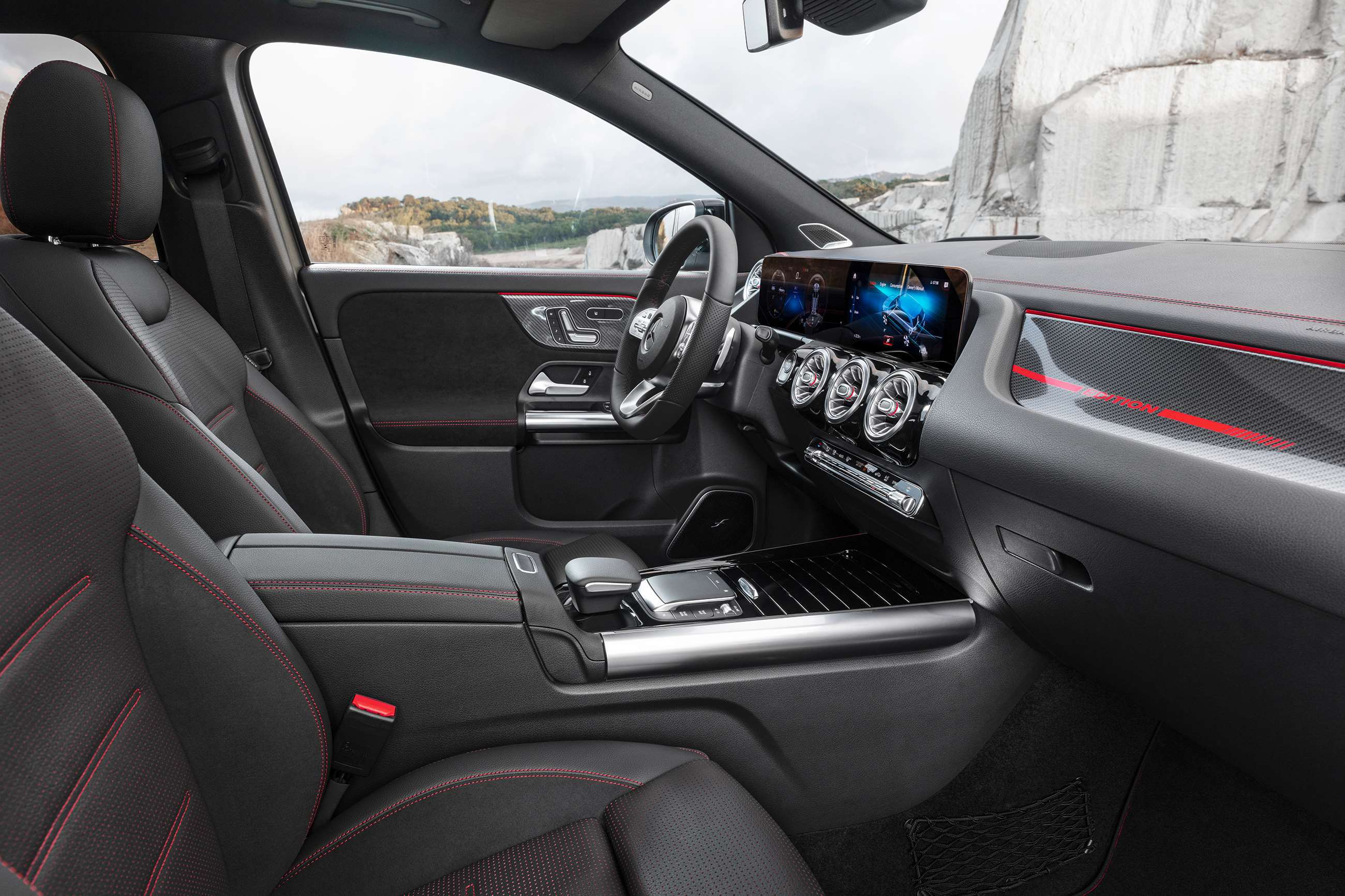 mercedes-gla-2020-interior-goodwood-11122019.jpg