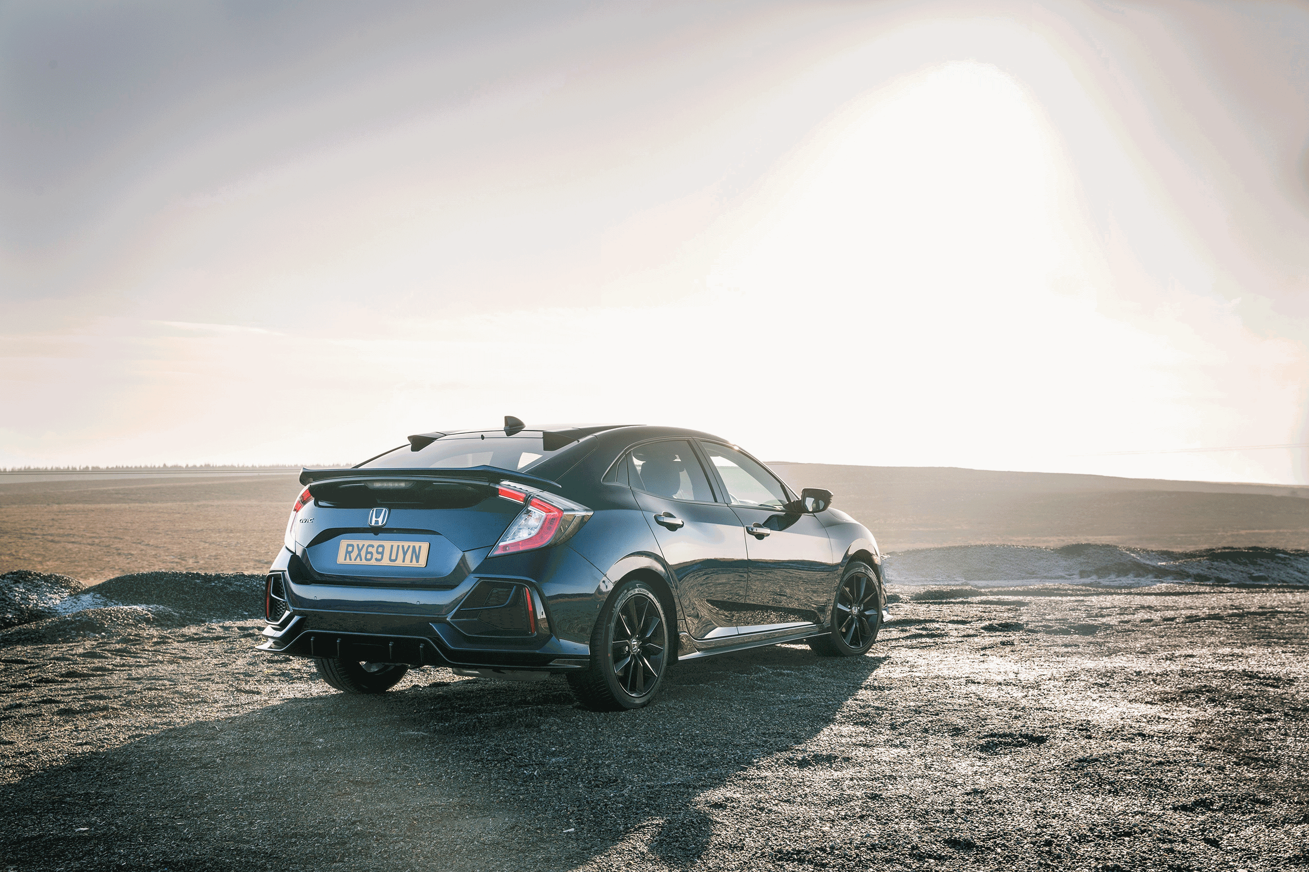 honda-civic-sport-line-review-goodwood-09122019.gif