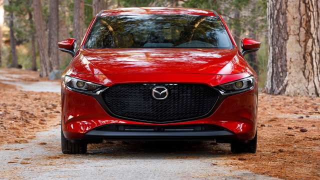 mazda-3-2019-review-goodwood-25012019.jpg