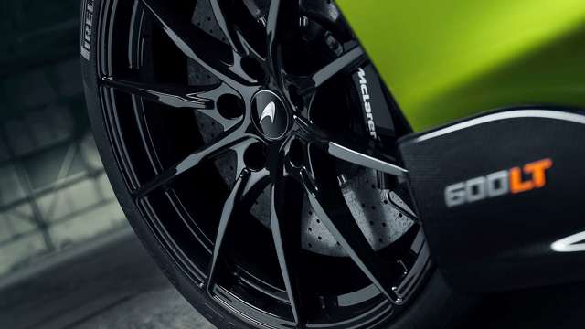 mclaren-600lt-spider-brakes-wheels-goodwood-16012019.jpg