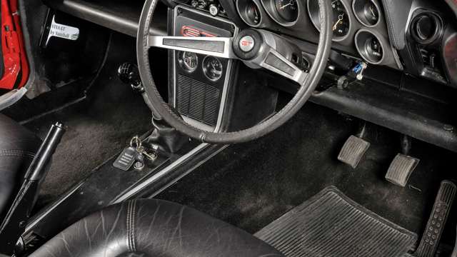 vauxhall-viva-gt-interior-goodwood-31012019.jpg