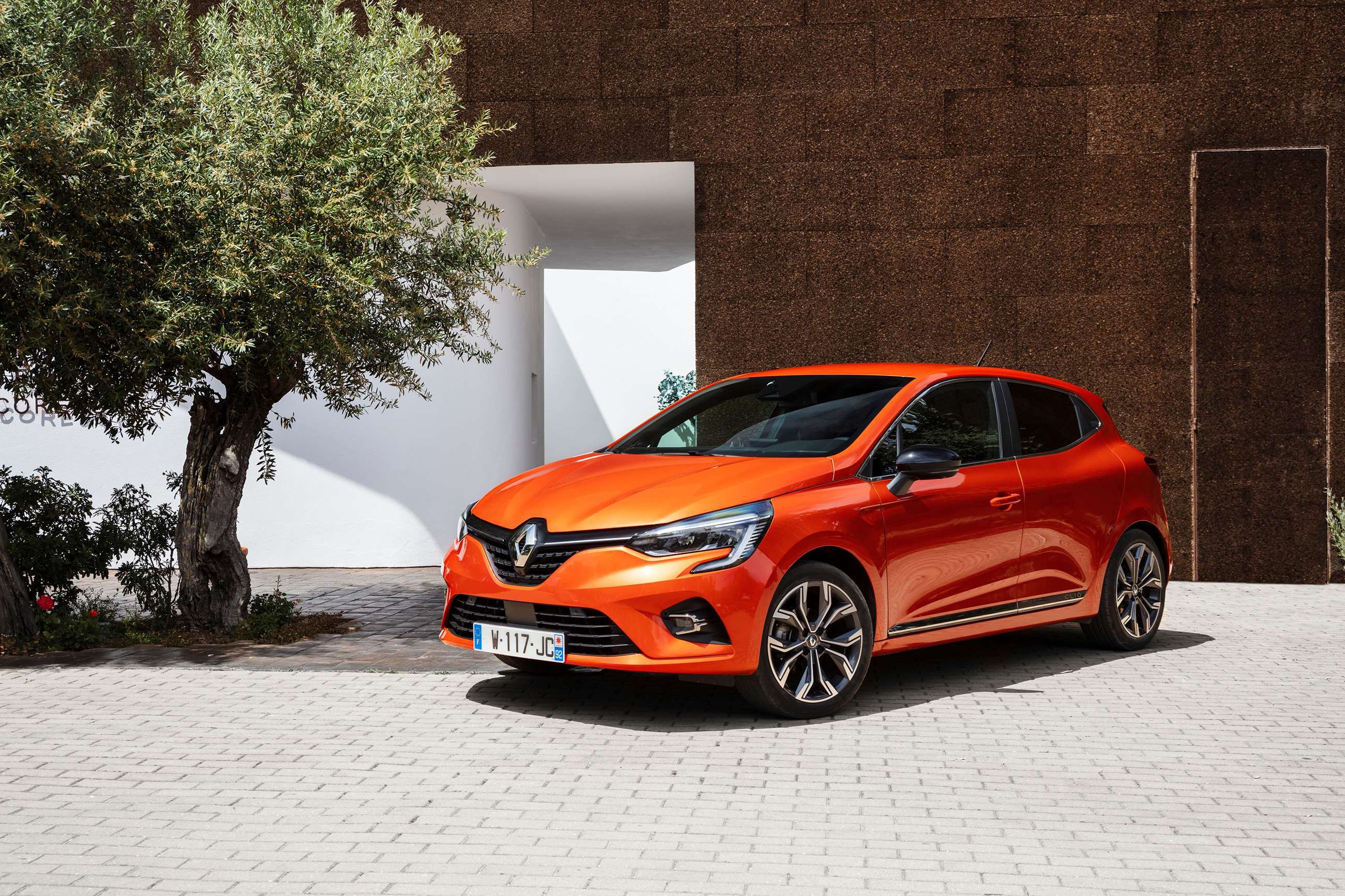renault-clio-orange-goodwood-16072019.jpg