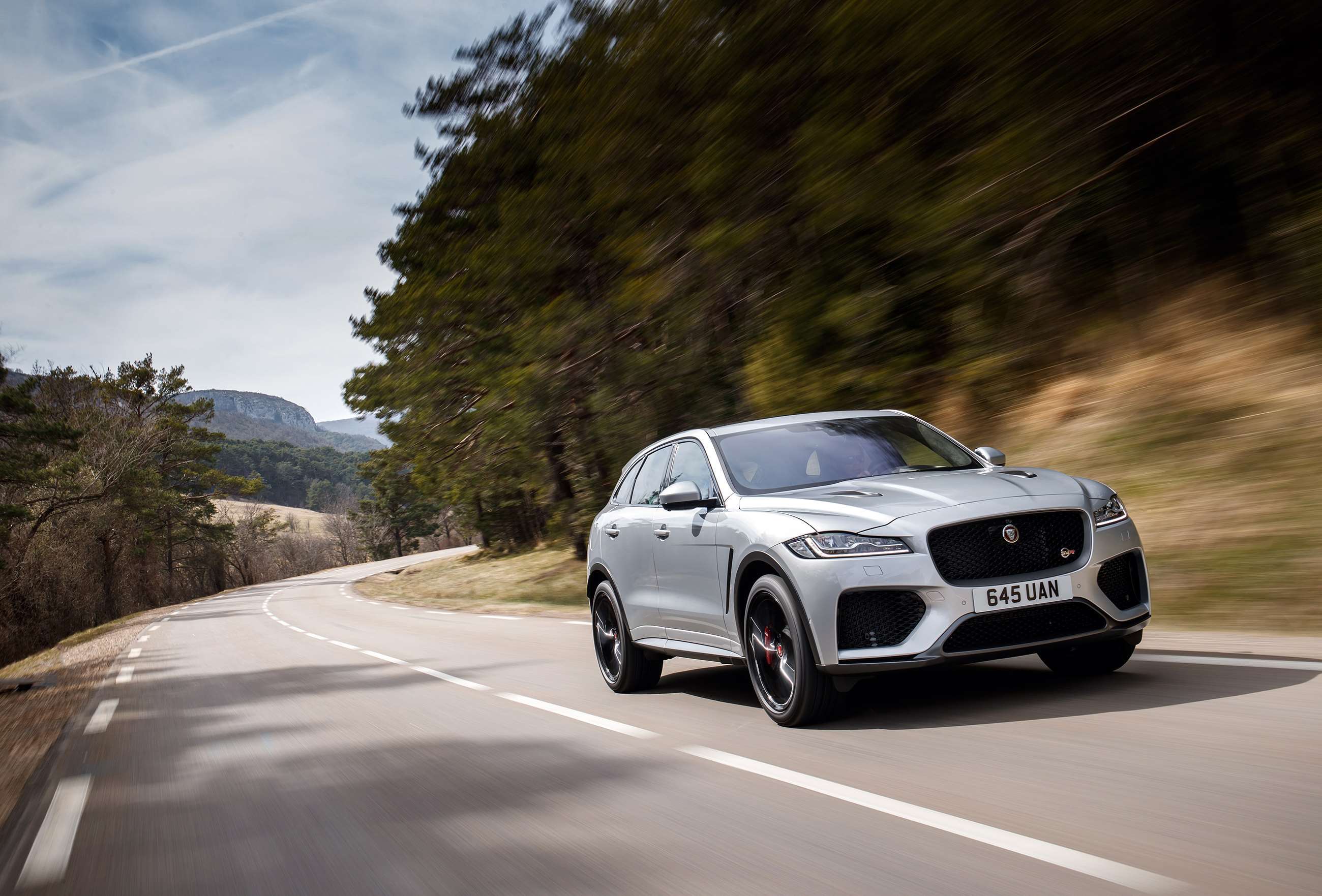 jaguar-f-pace-svr-review-goodwood-02052019.jpg