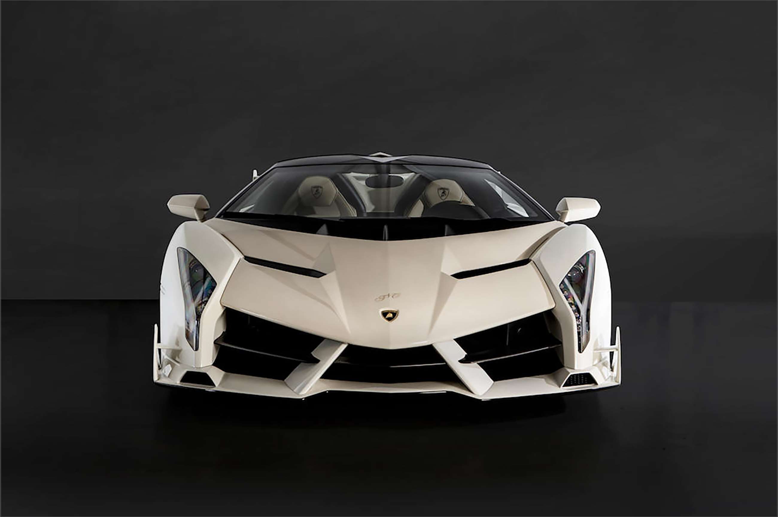 lamborghini-veneno-most_expensive_cars_auction_17121909.jpg