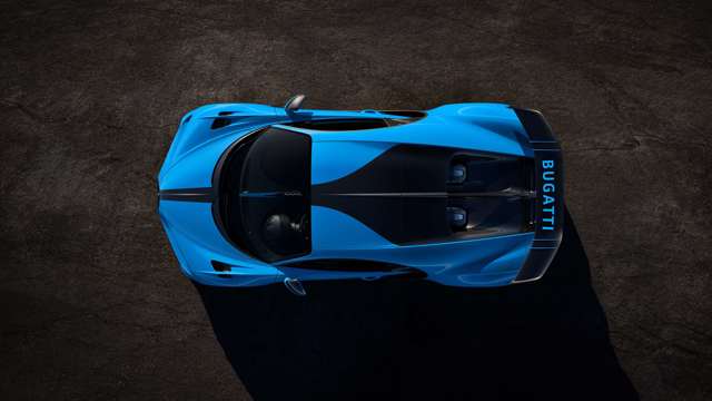 bugatti-chiron-pur-sport-top-view.jpg