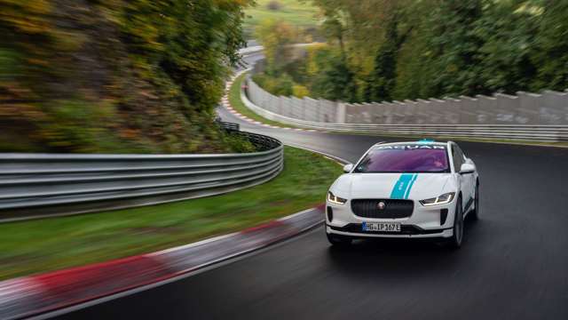 jaguar-i-pace-nurburgring-race-etaxi-goodwood-18032020.jpg