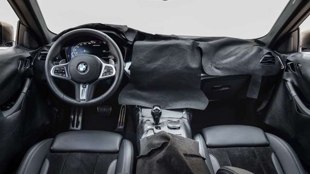 bmw-4-series-prototype-interior-goodwood-29042020.jpg