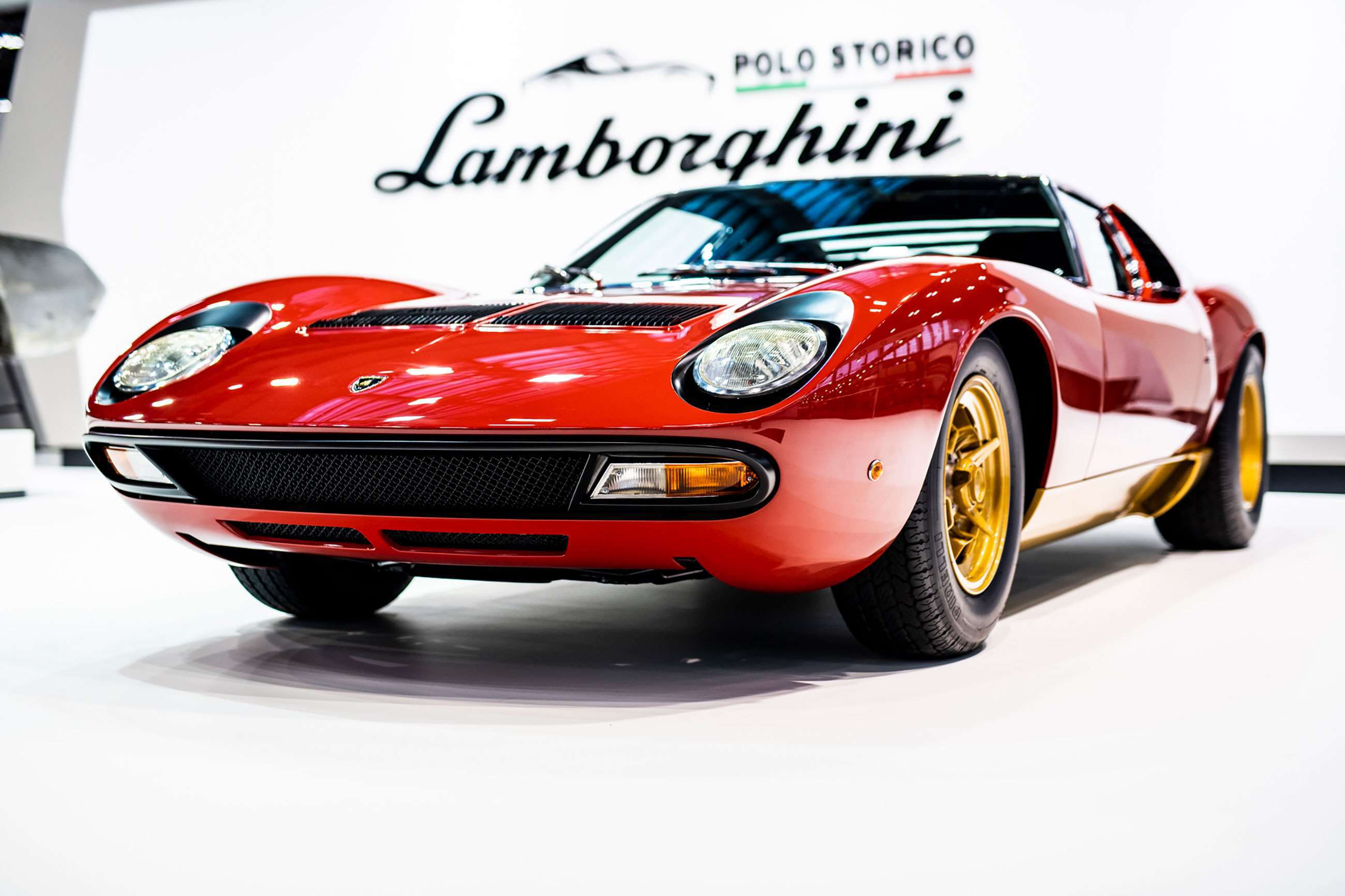 best-lamborghini-road-cars-2-lamborghini-miura-goodwood-21072020.jpg