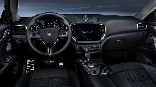 maserati-ghibli-hybrid-interior-goodwood-16072020.jpg