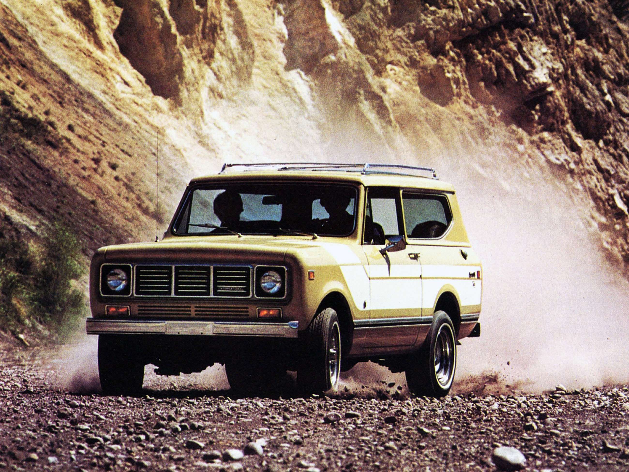 anorak-range-rover-inspired-suvs-list-international-harvester-scout-ii-goodwood-21082020.jpg