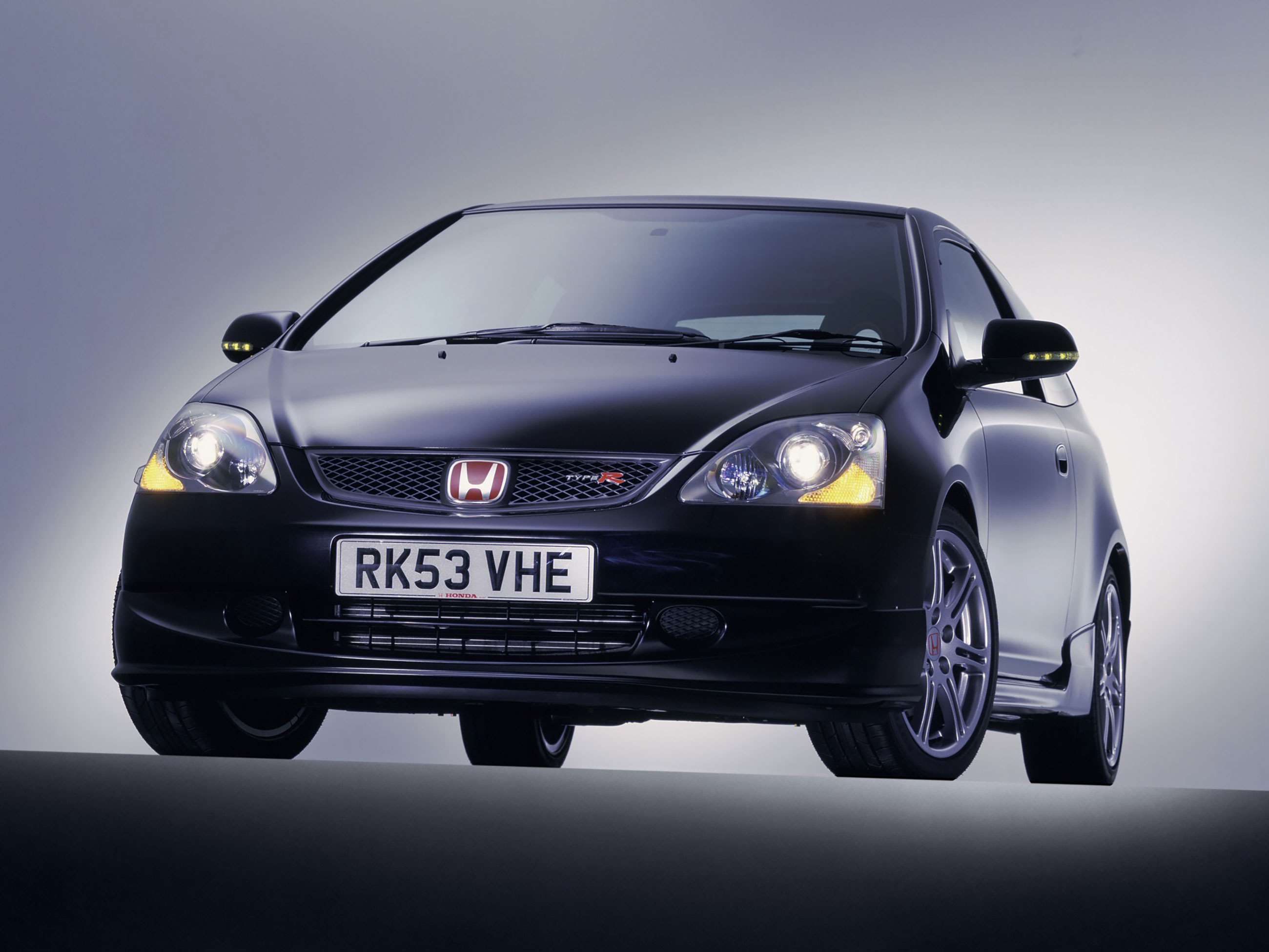 best-noughties-hot-hatches-1-honda-civic-type-r-ep3-goodwood-28082020.jpg