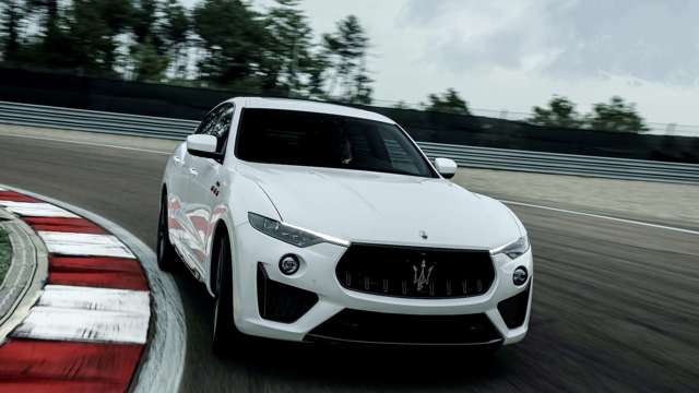 30_maserati_levante_trofeo1.jpg