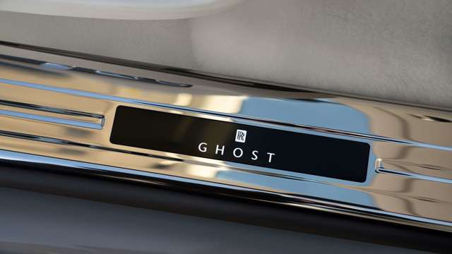 rolls-royce-ghost-2021-badge-goodwood-01092020.jpg