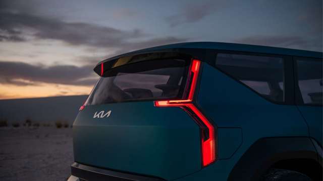 kia_ev9_concept_goodwood_18112021_ext7.jpg