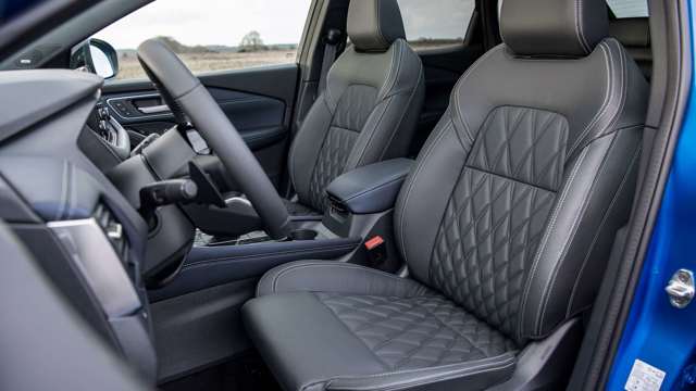nissan-qashqai-2021-seats-goodwood-18022021.jpg