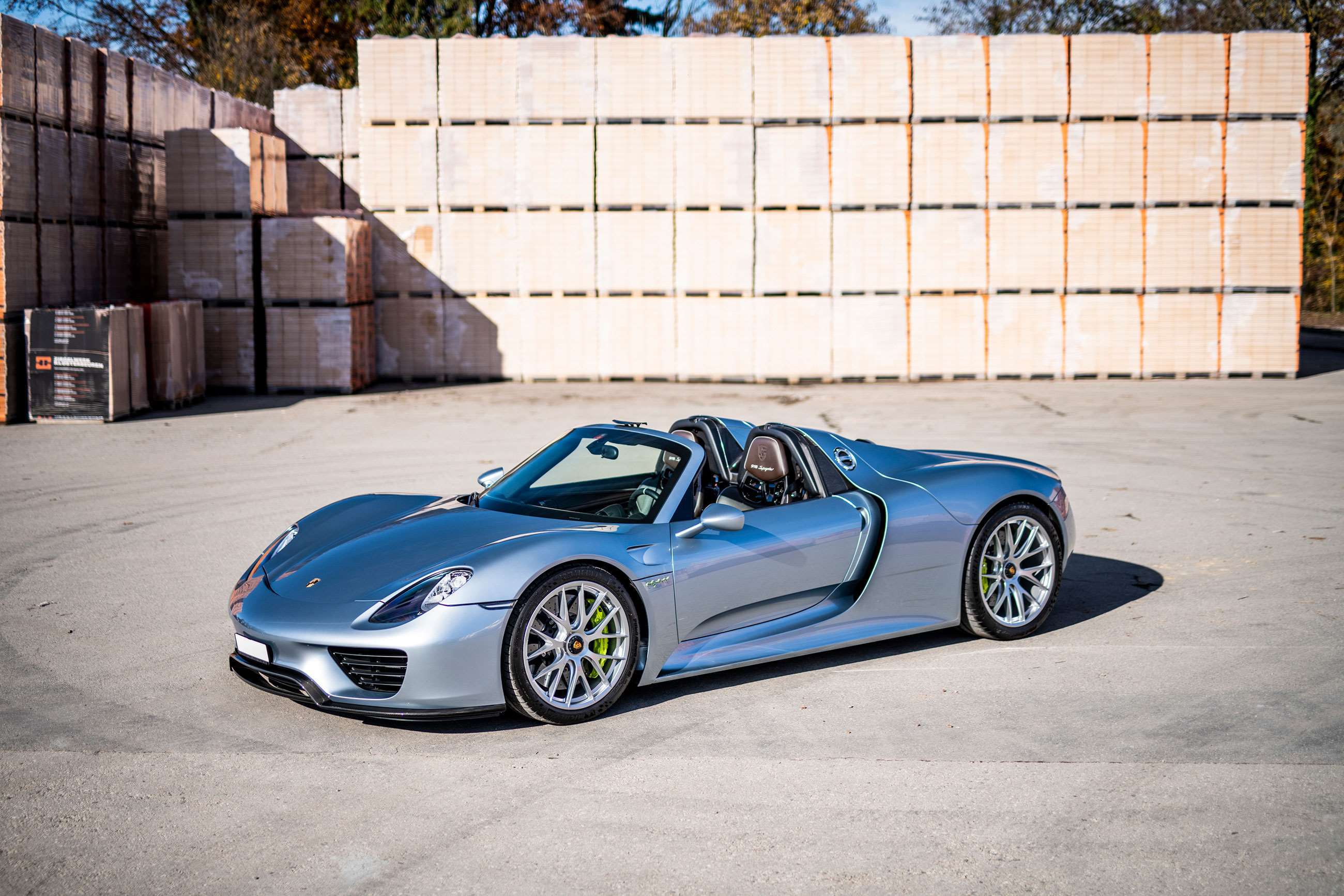 2014-porsche-918-spyder-rm-sothebys-goodwood-05022021.jpg