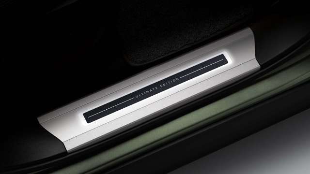 range-rover-sv-autobiography-ultimate-nameplate-goodwood-30032021.jpg