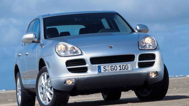 cars-that-saved-the-company-7-porsche-cayenne-goodwood-21052021.jpg