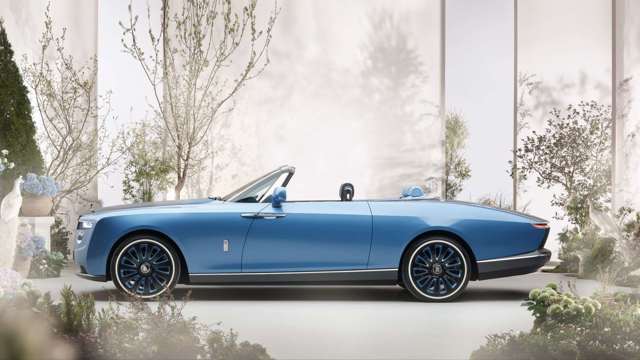 rolls-royce-boat-tail-side-profile-lifestyle.jpg