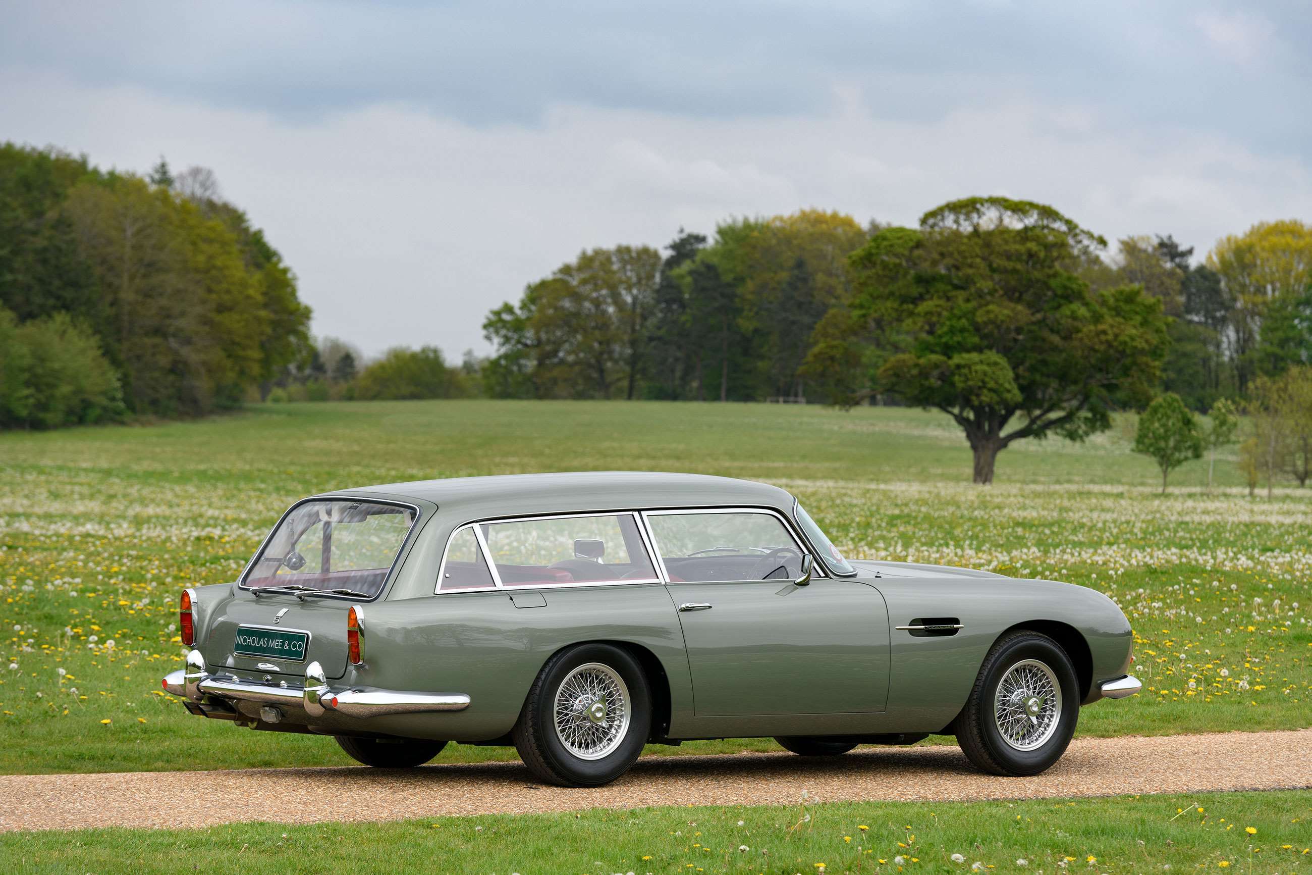 aston-martin-db5-vantage-shooting-brake-for-sale-nicholas-mee-and-co-goodwood-04062021.jpg
