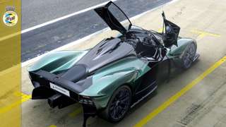 aston-martin-valkyrie-spider-main-goodwood-13082021.jpg