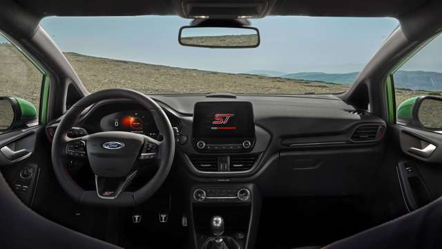 ford-fiesta-st-2022-interior-goodwood-16092021.jpg