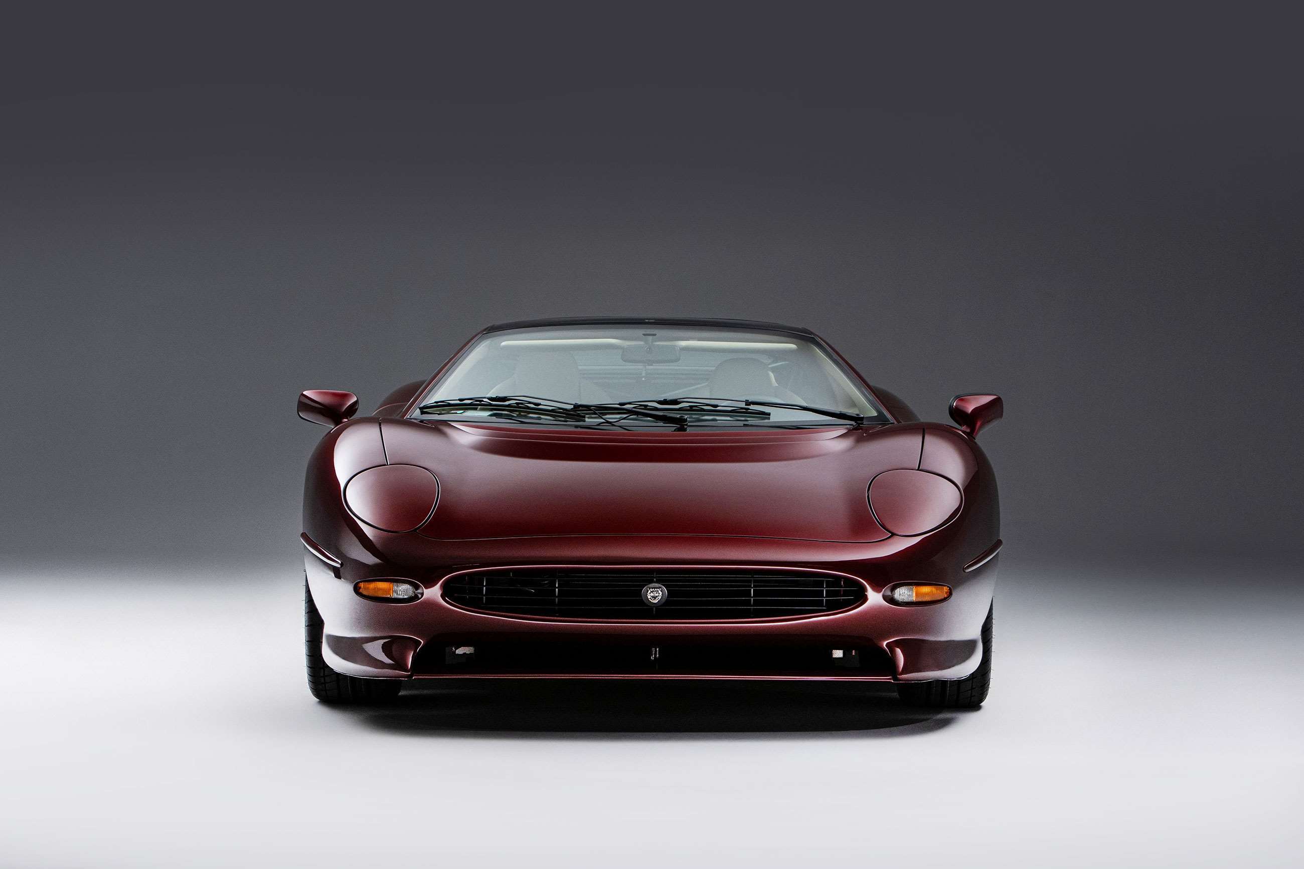 jaguar-xj220-bonhams-goodwood-24092021.jpg